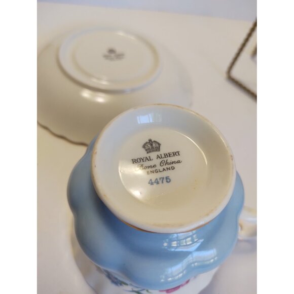 Royal Albert Teacup & Saucer Set, Pattern 4475 Montrose Cup Shape - Picture 11 of 12